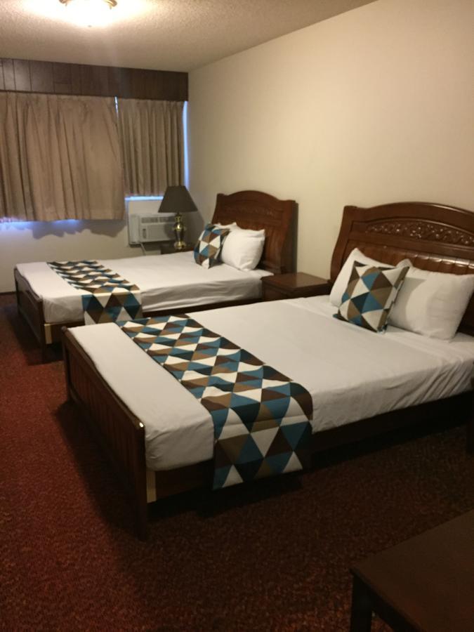 Spring Villa Hotel Харрисон-Хот-Спрингс Экстерьер фото